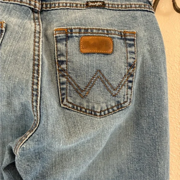 Wrangler Premium Patch Boot Cut Jeans - Picture 4 of 12